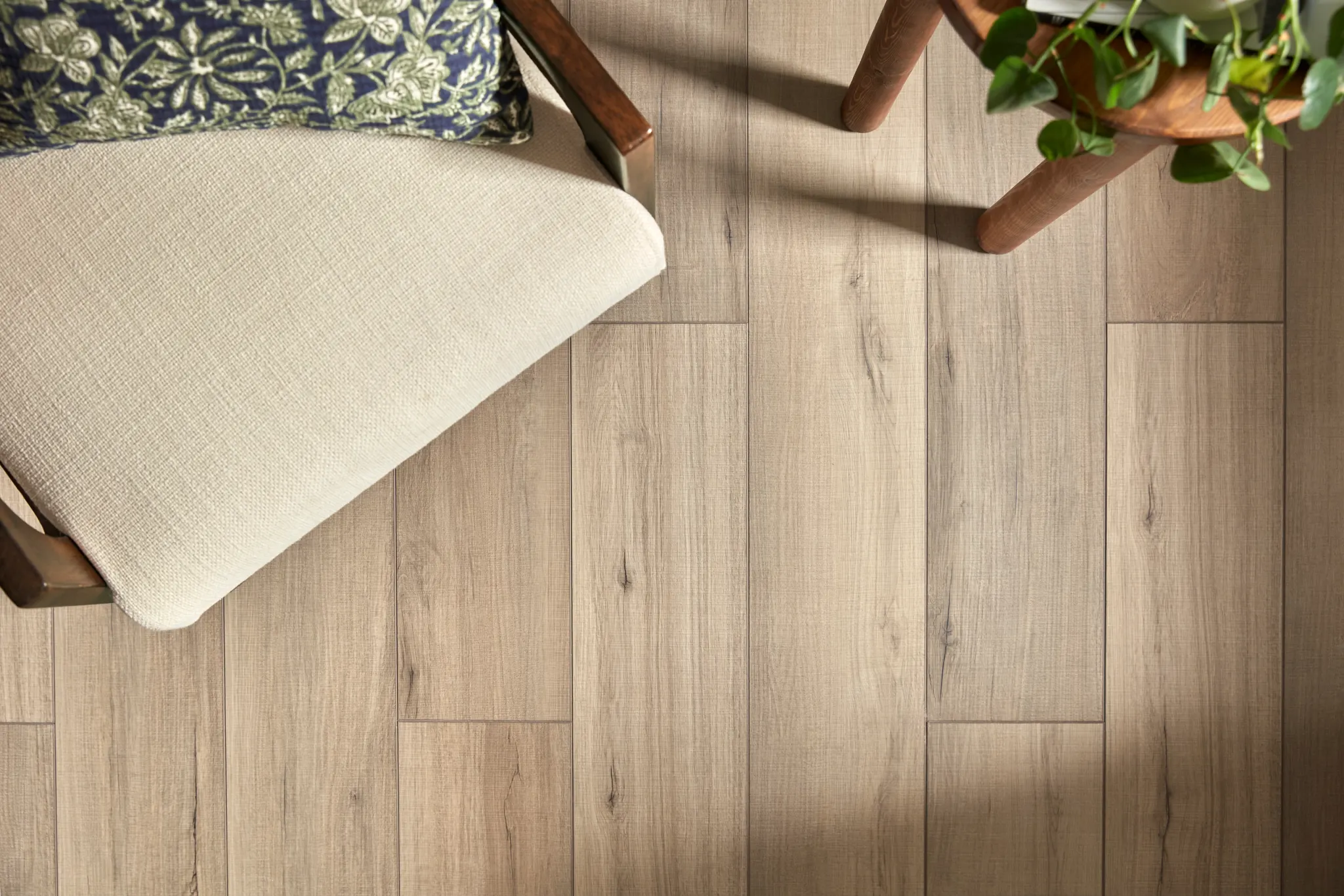 ＊JIL＊ページ Aspire Natural Bevel - in Mineral Grey | Shaw Floors